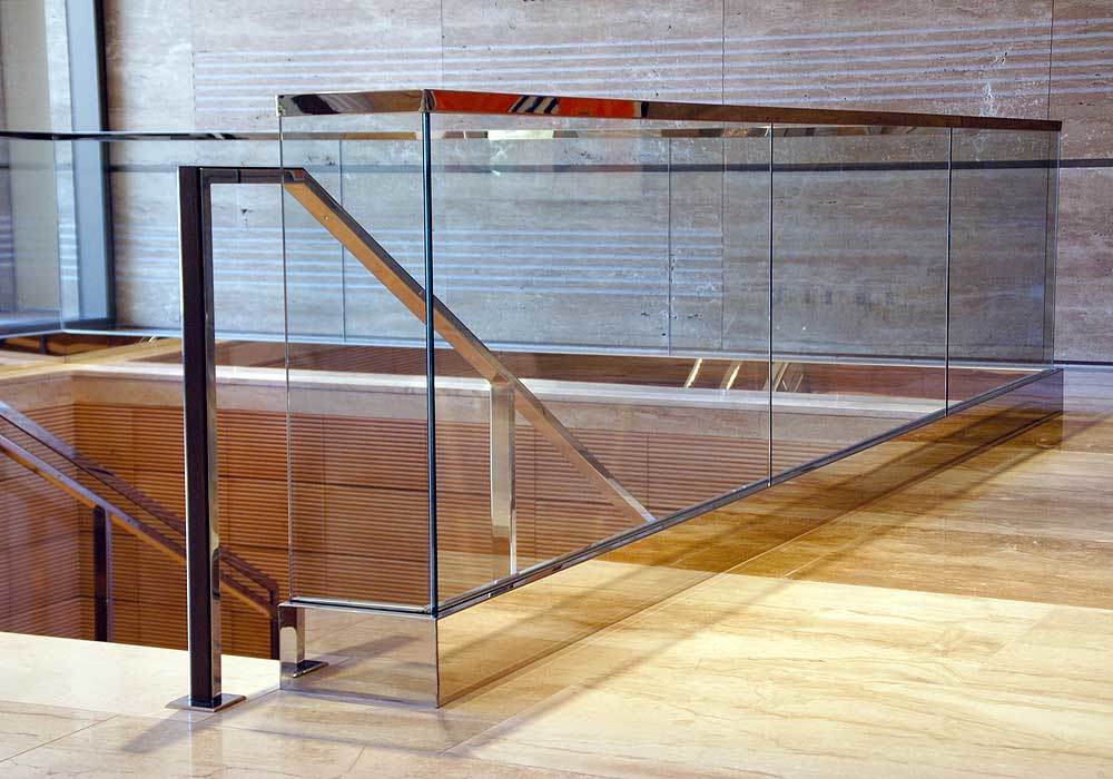 SS SPIDER GLASS FACADE